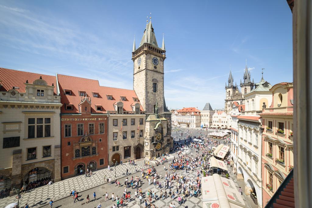 Apartments Old Town Square 27 Прага Стая снимка